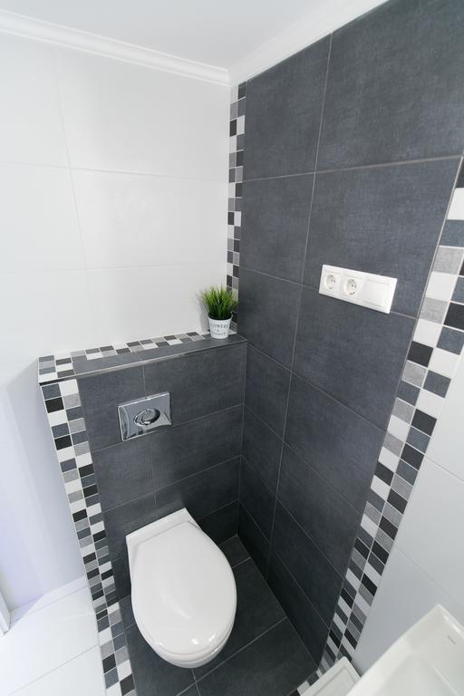 Sleek Minimalist Studio At Inner City Βουδαπέστη Εξωτερικό φωτογραφία